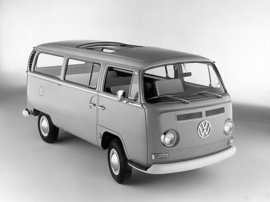  Volkswagen T2 Bus 1967 года  (фото 16 из 16)